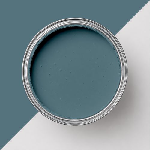 Geöffnete Farbdose mit Farbe "Atlantikblau"